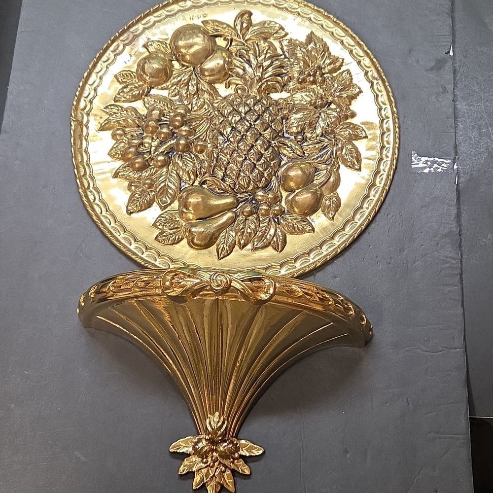 Vintage Peerage Brassware Brass‎ Pineapple Wall Decor England, Burwood Shelf